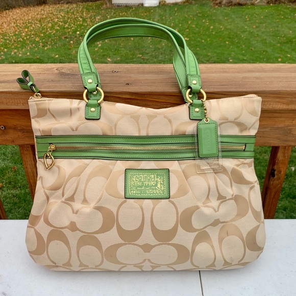 Coach Handbags - Coach Daisy Poppy Signature Tote
